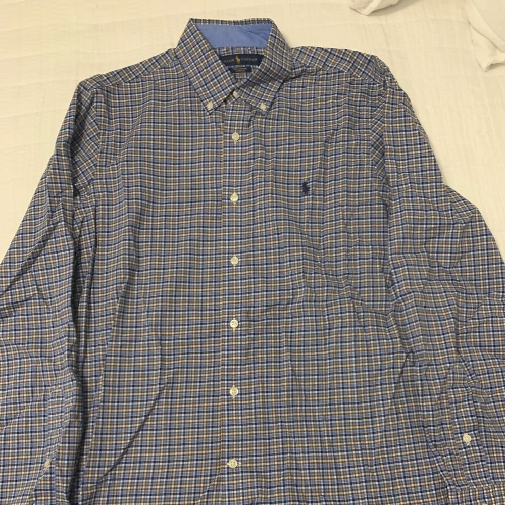 Ralph Lauren Long Sleeved Men’s Button Down Blue Plaid - Medium